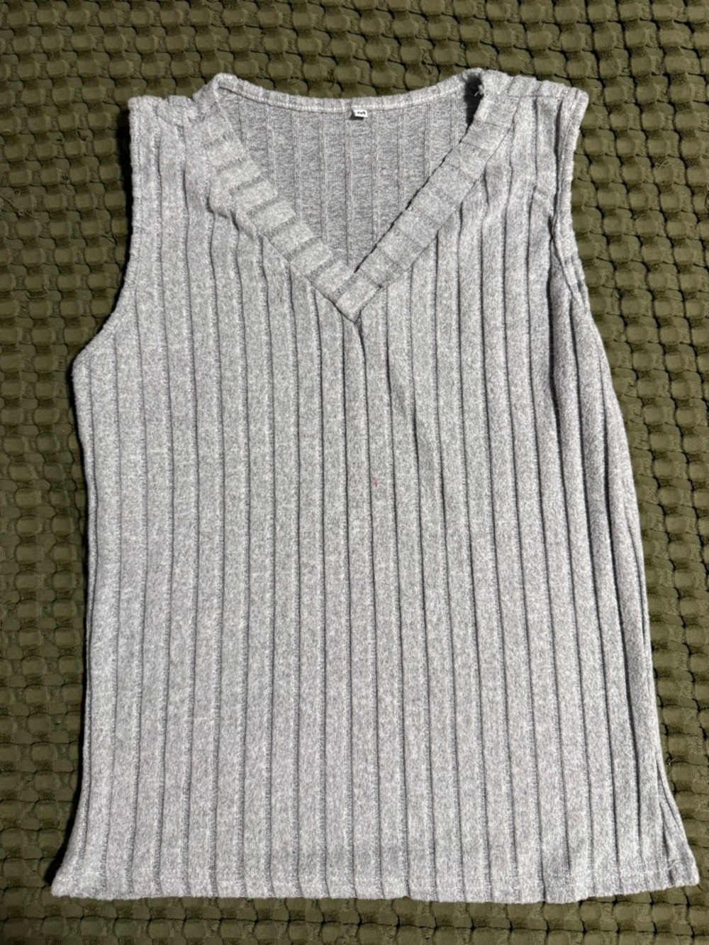 SHEIN Gray Ribbed V-Neck Knit Tank Top